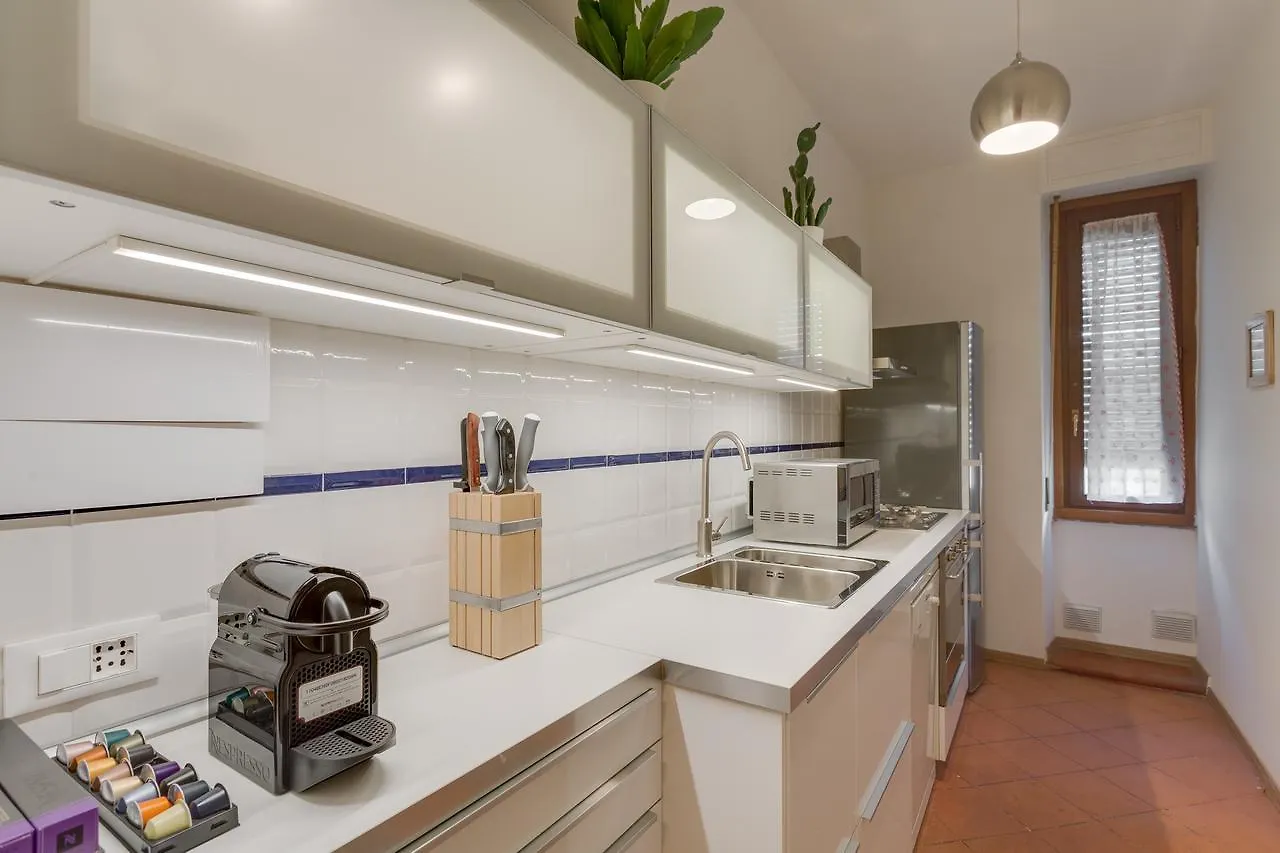 Piazza Santa Felicita Apartment Florence Italy
