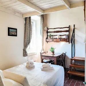 Toscanella Apartment
